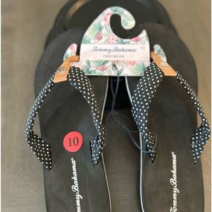 Tommy Bahama Women’s Flip-flops NWT. Size 10